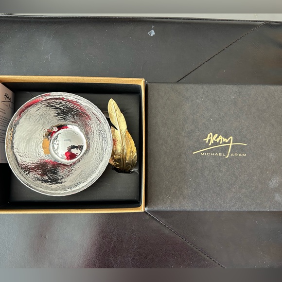 Michael Adam Gold Feather Nut Bowl | NEW with box - Picture 2 of 3